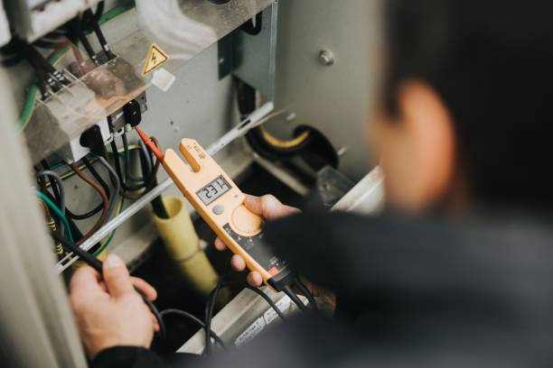Best Electrical Contractors for Businesses  in Hutchinson, KS