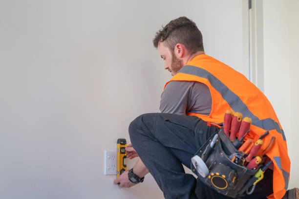 Best Emergency Electrician Near Me  in Hutchinson, KS